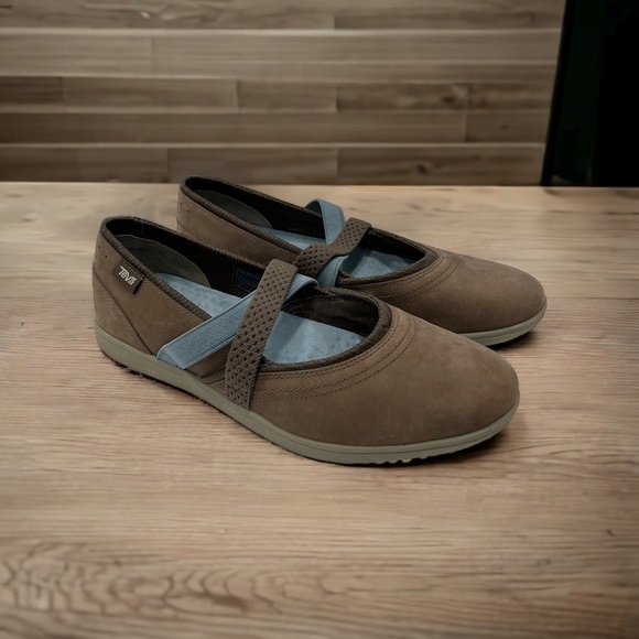 Teva Women's Flats in Brown and Blue - Picture 10 of 10
